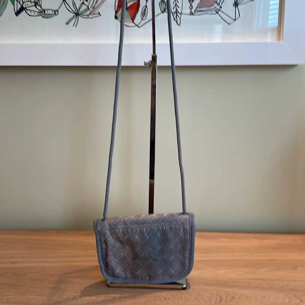 EDDIE BAUER ACTIVEWEAR CROSSBODY ORGANIZER MINI BAG Gray Cream Utility Pockets